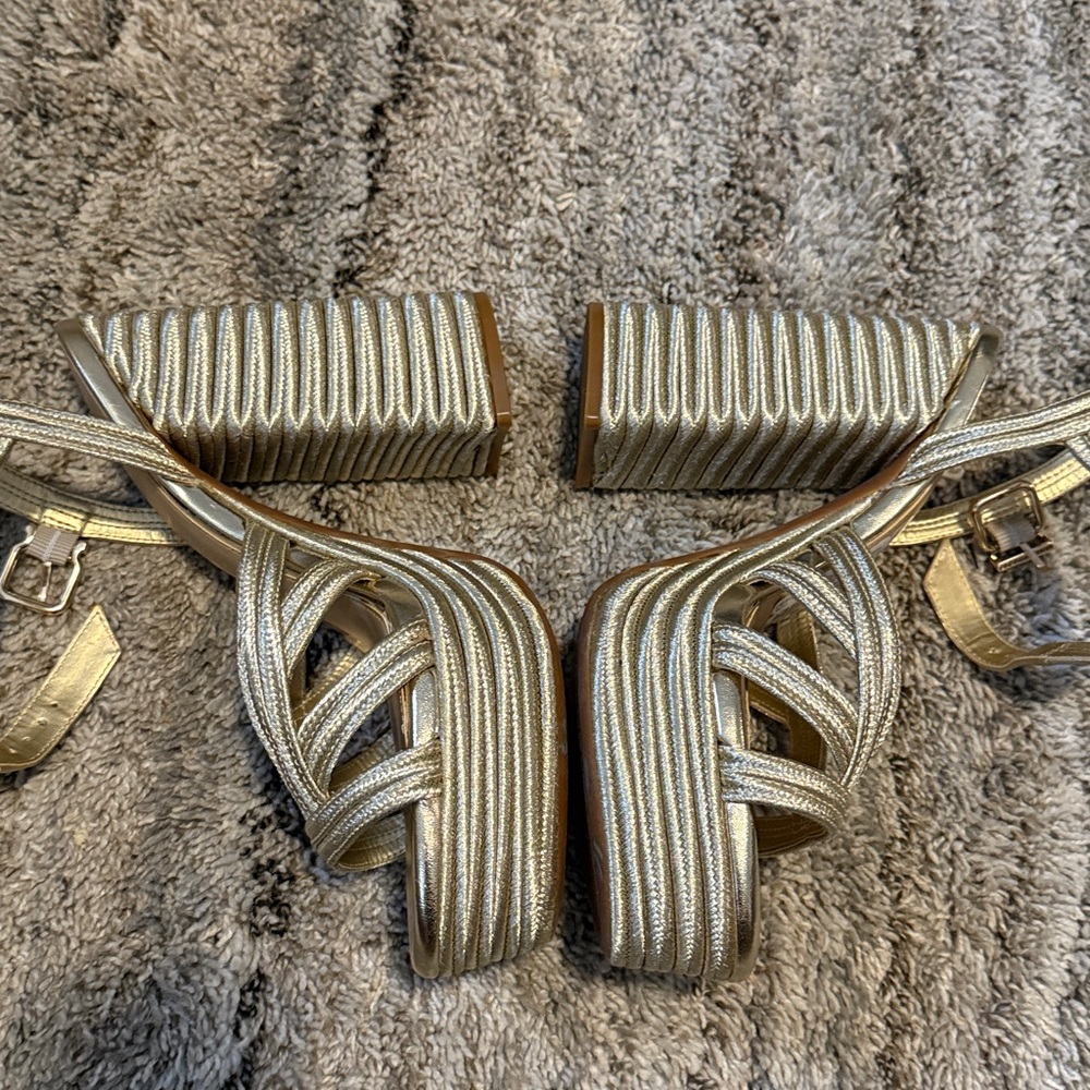 Giani Bernini Gold and Silver Strappy Platform Heels - Picture 4 of 8
